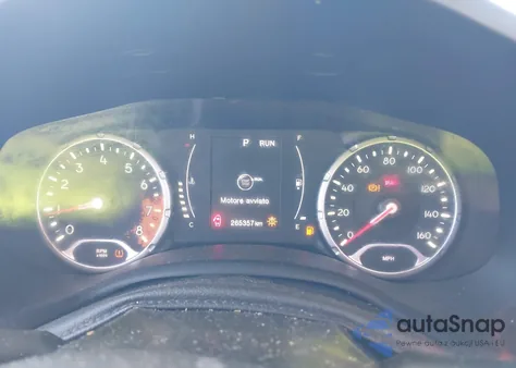 2016 Jeep Renegade Latitude из США, поврежденный, VIN ZACCJBBT1GPD27556